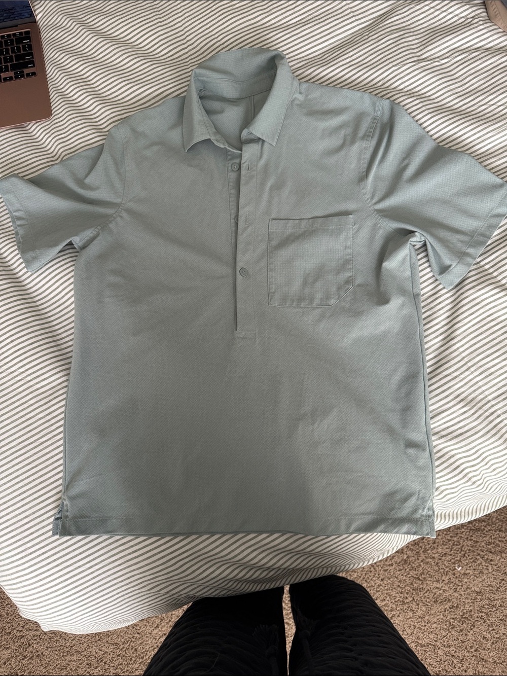 Lululemon Men's Short Sleeve Polo Shirt in Light Sage Green